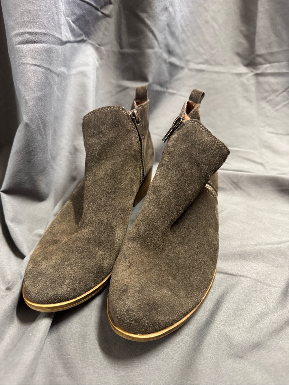 Lucky Brand Women’s Olive Suede Shoes